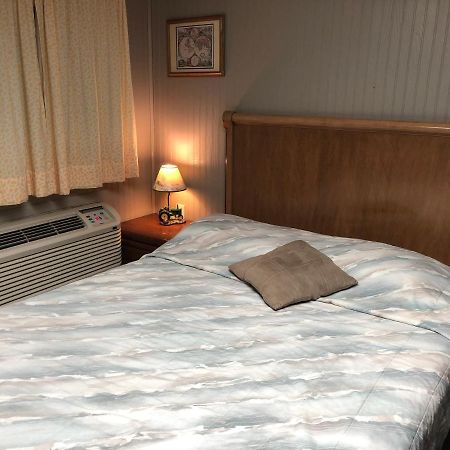 Town N' Country Motel Canistota Eksteriør bilde