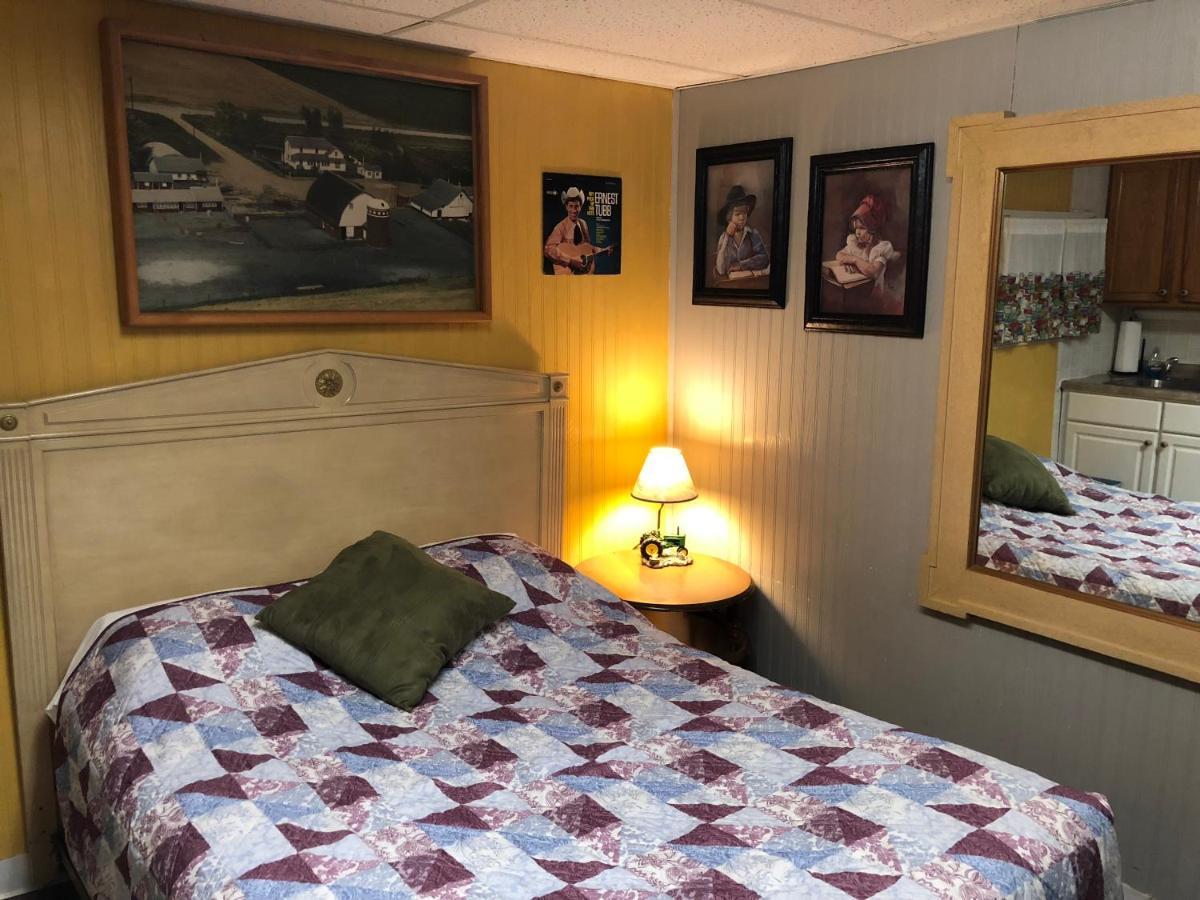 Town N' Country Motel Canistota Eksteriør bilde